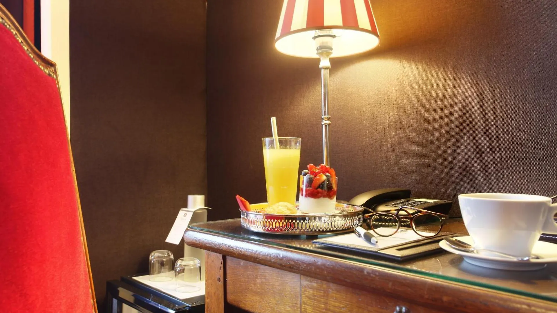 פריז Hotel Trianon Rive Gauche 4*,