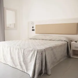 Aparthotel Albachiara ***