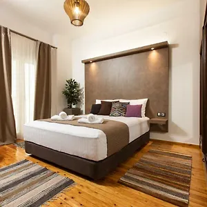 https://downtown-luxury-boutique-suite.hotels-of-thessaloniki.com