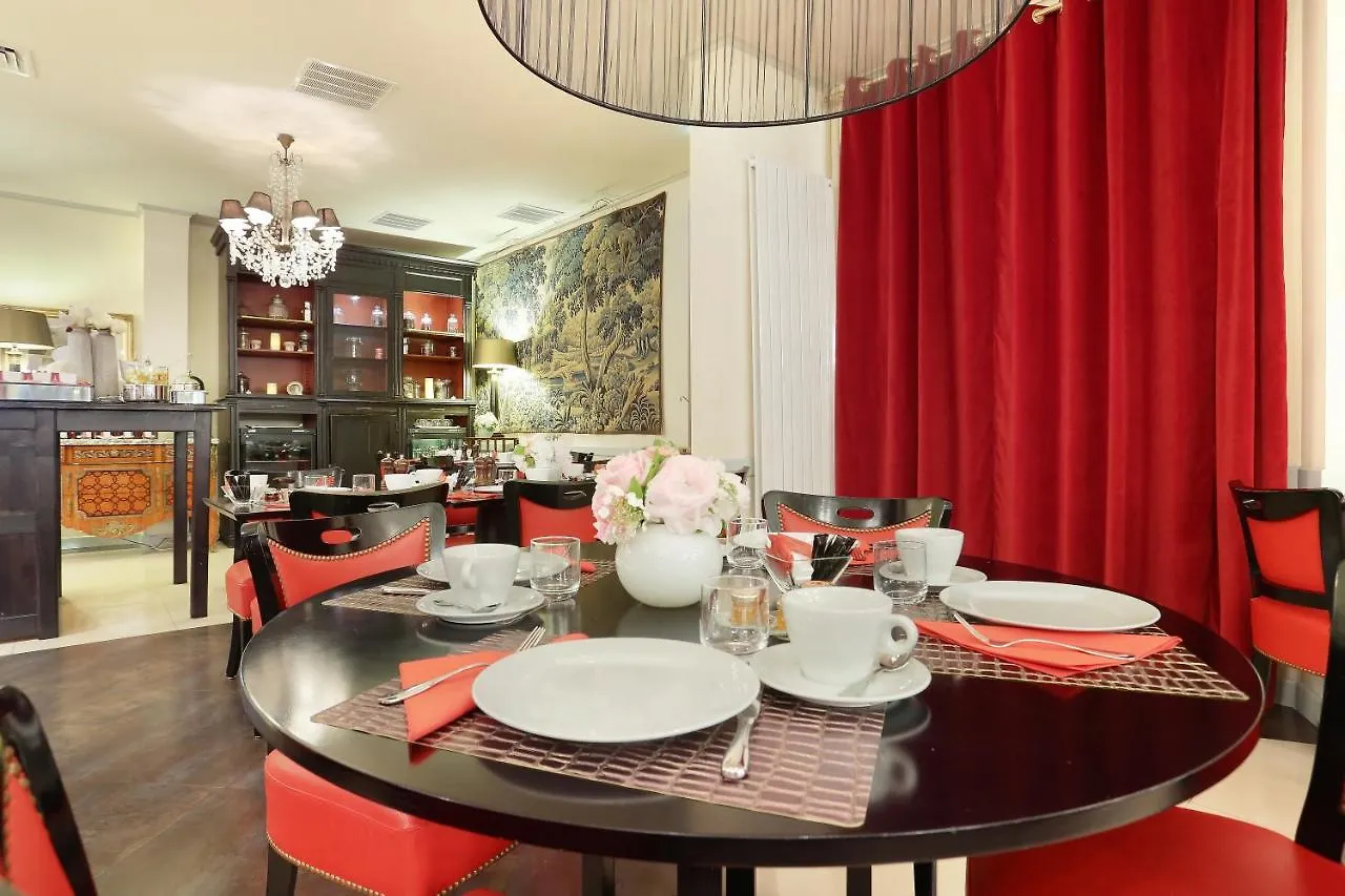 Hotel Trianon Rive Gauche Paris 4*,