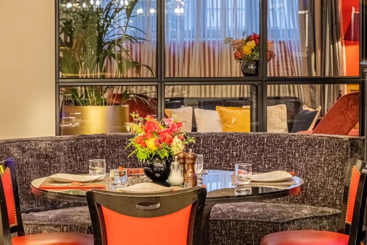 ****  Hotel Trianon Rive Gauche Paris France