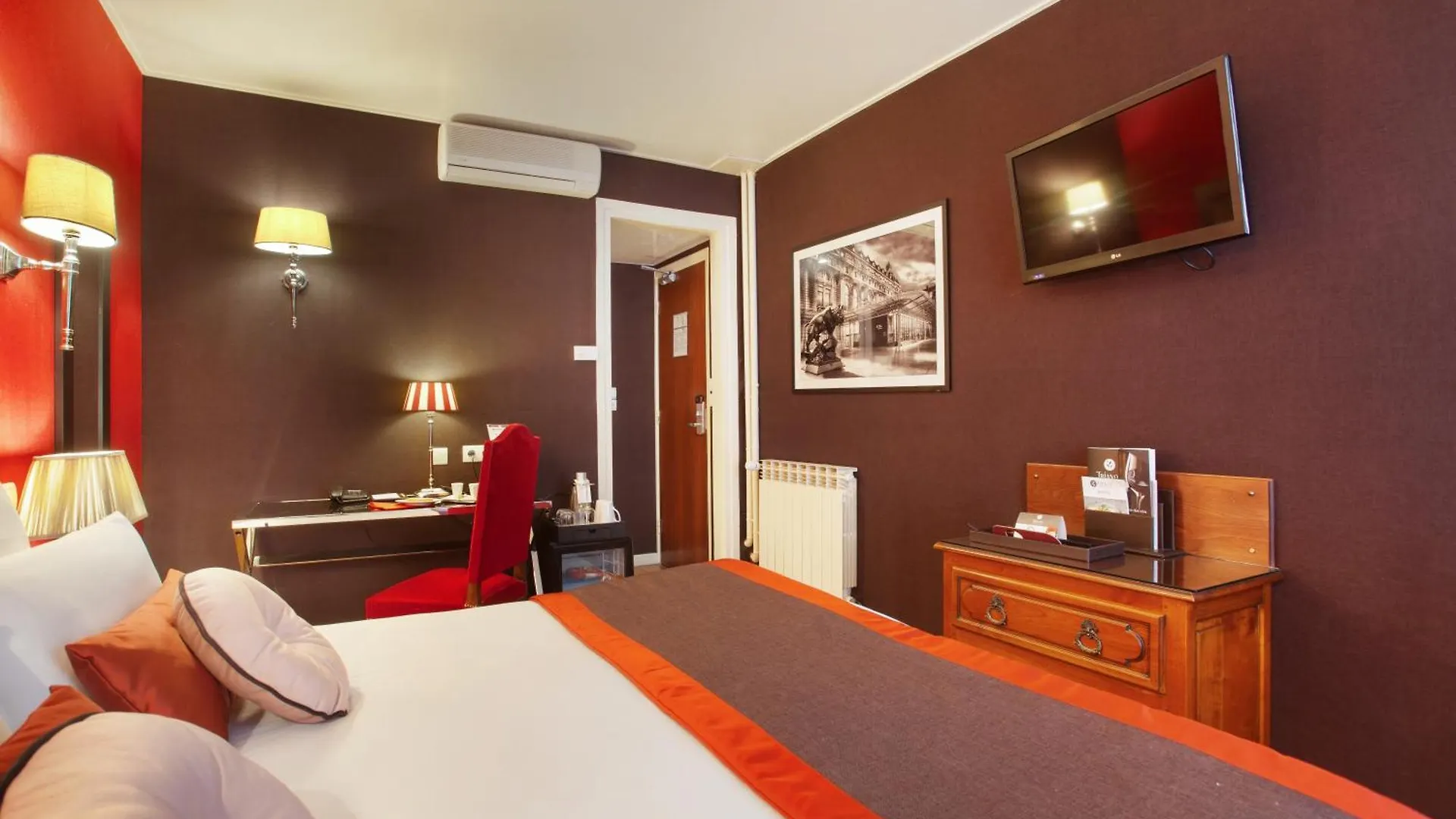 ****  Hotel Trianon Rive Gauche Paris France