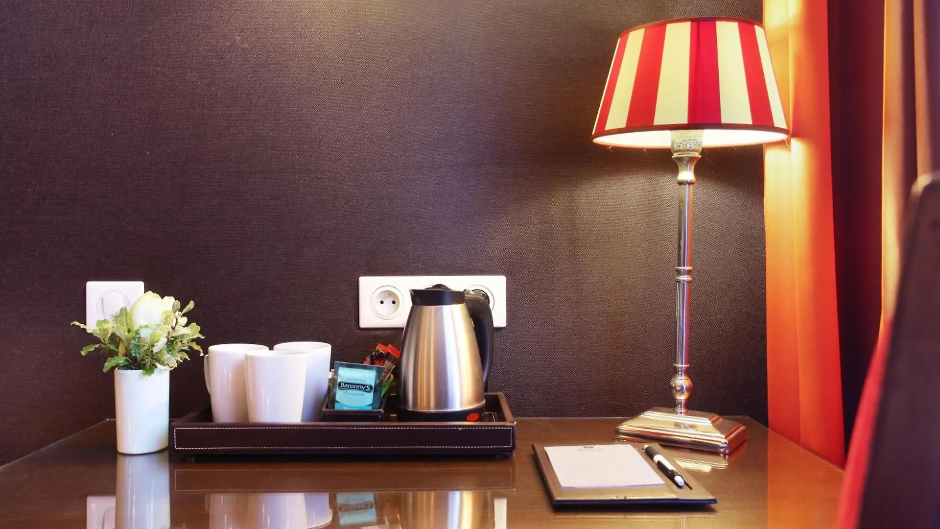 ****  Hotel Trianon Rive Gauche Paris France