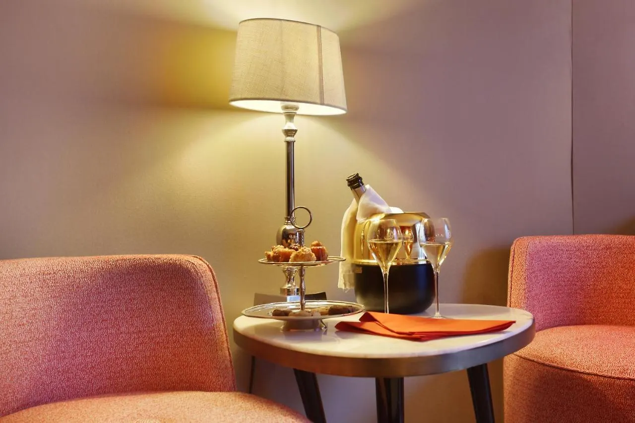 Hotel Trianon Rive Gauche Paris 4*,